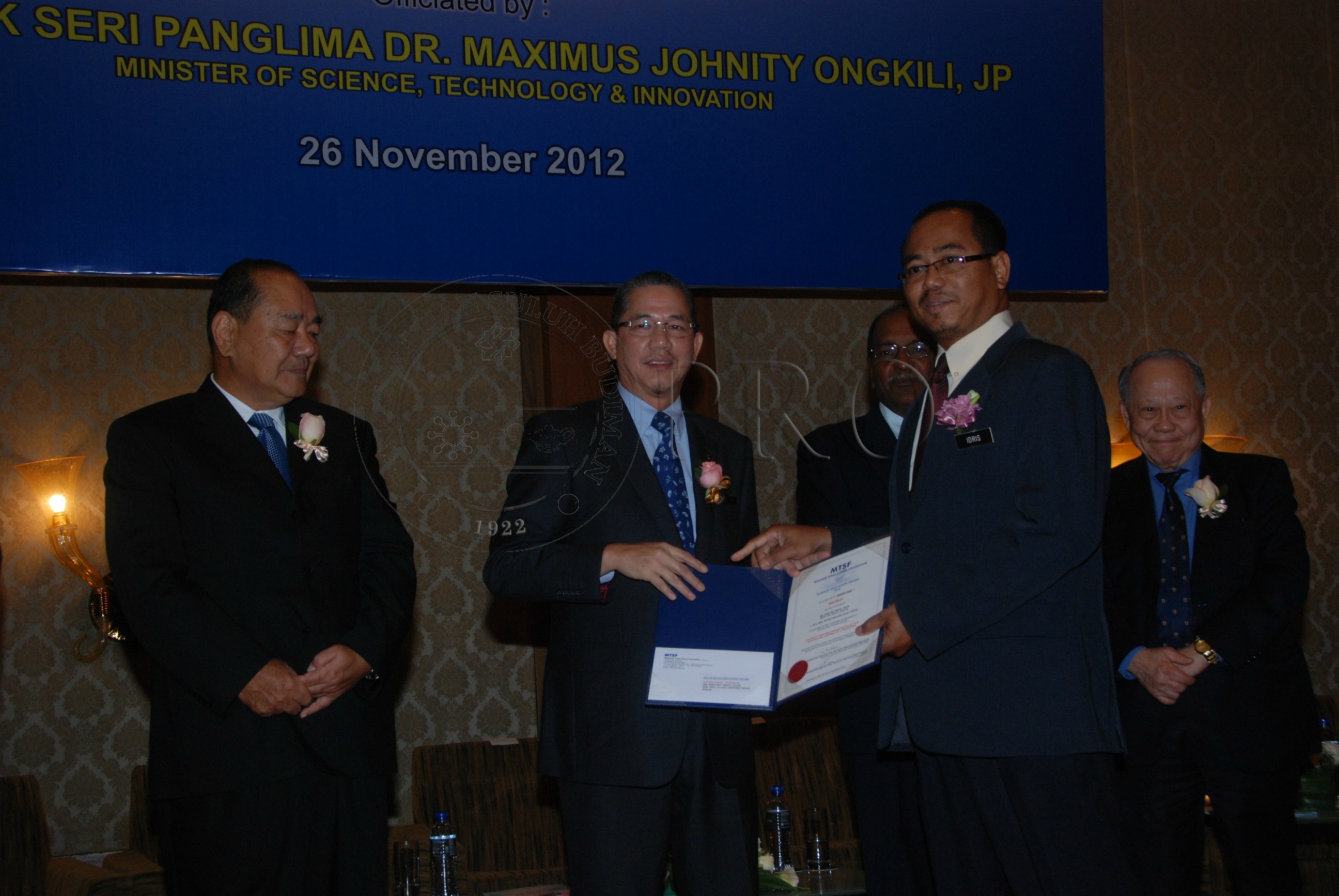 PRO 12 135 toray DSC 9064